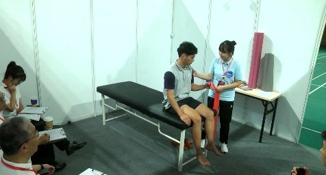 多名教师协调好日常教学工作与大赛辅导